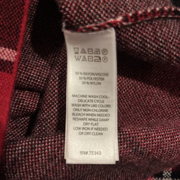 TAHARI Women Long Sleeve Mock Neck Sweater Size M Red/Black/White Plaid - Picture 7 of 7